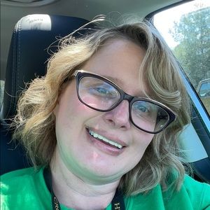 Meet your Posher, Celeste